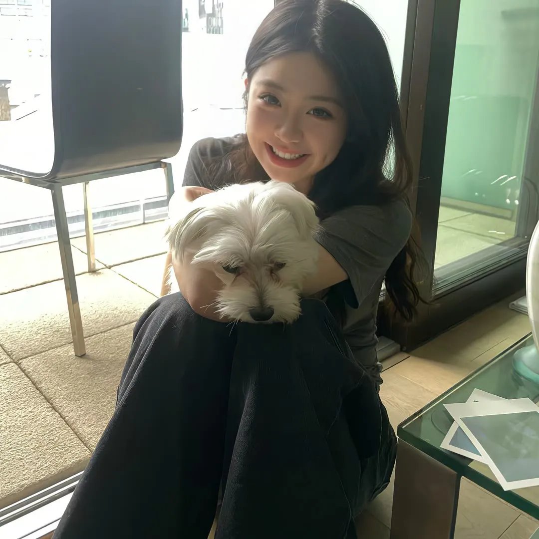 穿网球鞋的电脑